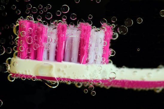 toothbrush-2751212